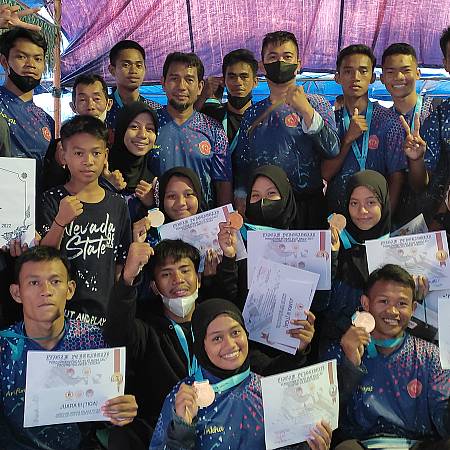 Juara Umum I pada Kejuaraan Pencak Silat Naga Laut Cup I Tahun 2022